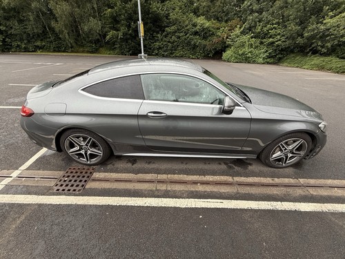 2019 Mercedes Benz C class AMG line - Picture 2 of 9