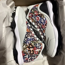 Nike Griffey 2 MCS Jackie Robinson Day Sneaker Photon Dust Silver HJ4509-001