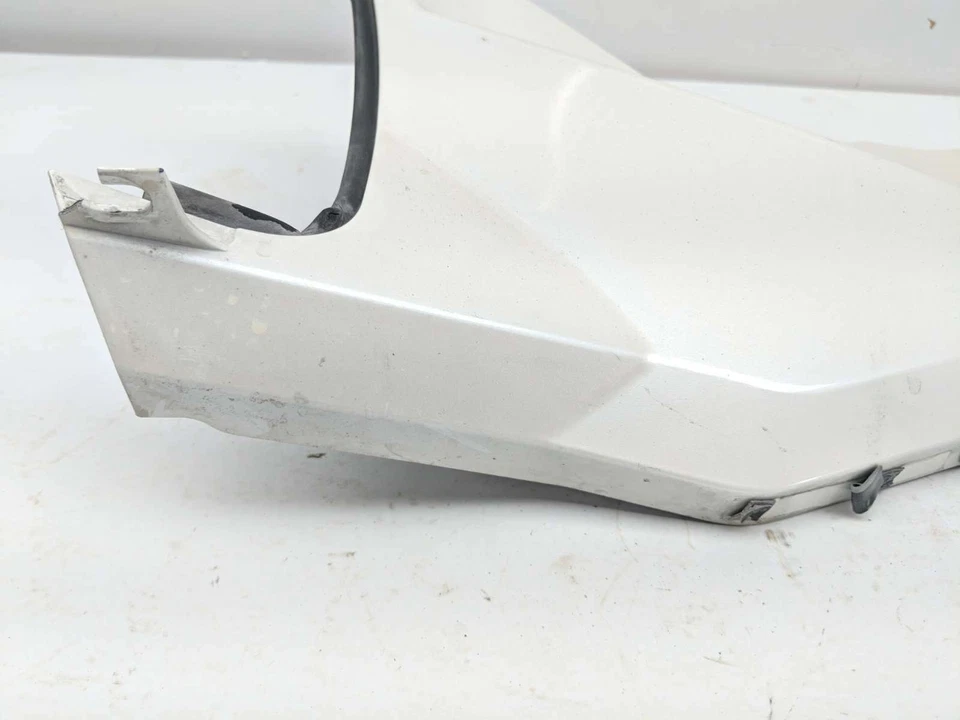 Правосторонний средний нижний обтекатель 16 Can Am Spyder F3-T Roadster SE6 705009214 - Изображение 2 из 4