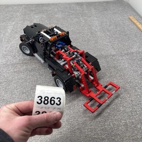 LEGO Technic 9395 + 8293 Pick-Up Tow Truck With Motorized Winch / Tow Lift READ!