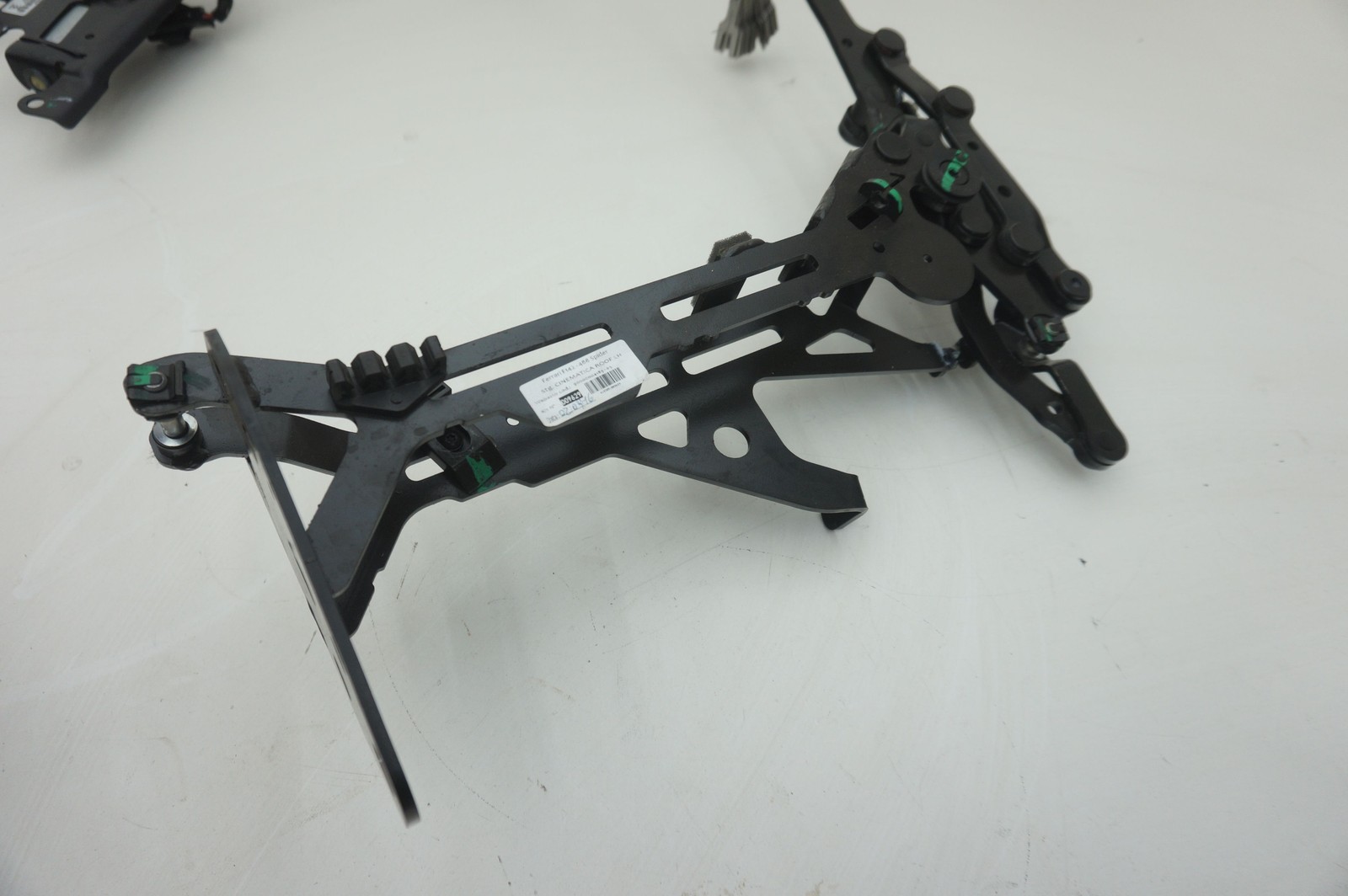 Set Left & Right Convertible Roof Tonneau Hinge Bracket Ferrari 488 Spider 2017