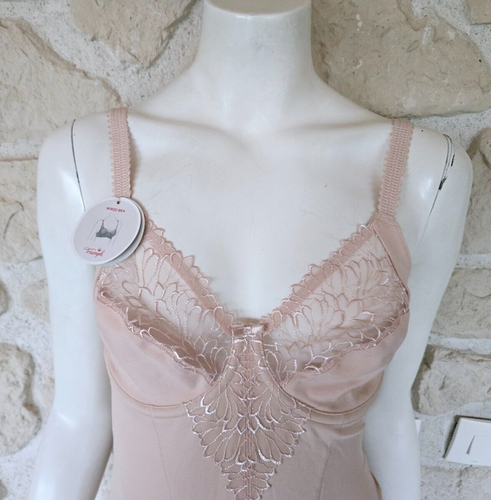 Body beige Modern beauty BSW 90D fr Triumph (or5) - Picture 3 of 6