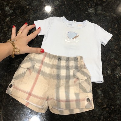 burberry shorts and t shirt