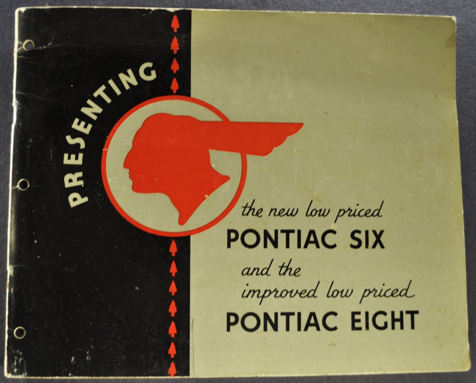 1935 Pontiac Dealer Display Album Features Book Brochure Sedan Nice Original 35