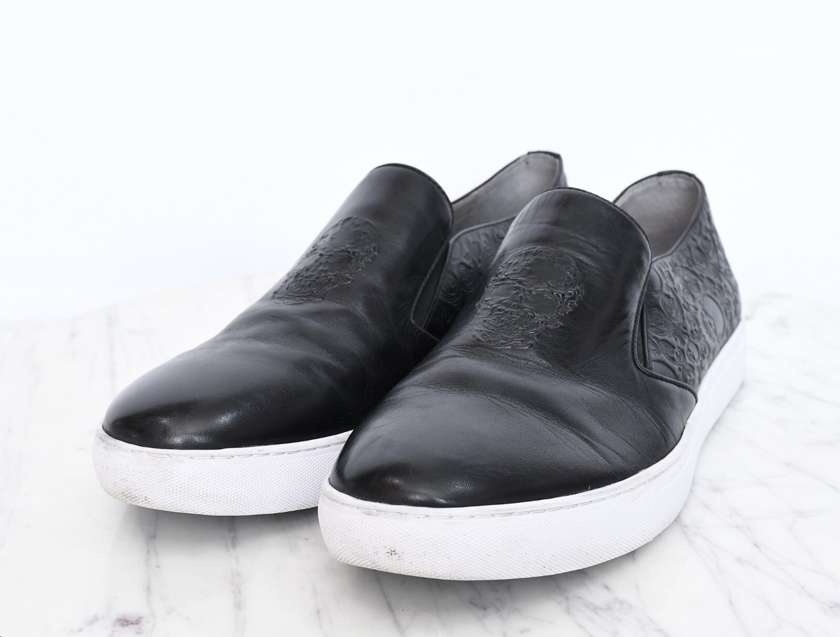 ROBERT GRAHAM CALVERT BLACK LEATHER SKULL EMBOSSED SLIP-ON  display picture 1