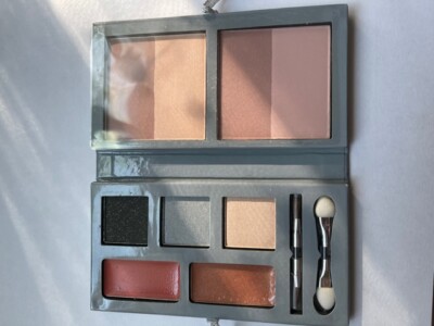 POP BEAUTY Backsstage Buzz London Natural Soot  VERY RARE