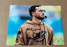 MIKE MCDANIEL MIAMI DOLPHINS HEAD COACH SIGNED 8X10 PHOTO PSA/DNA COA #5