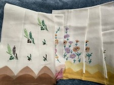5 VTG Floral Hand Stitched Embroidered Fingertip Towels Small Tea Towels 20x12