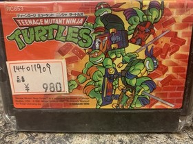 Konami Teenage Mutant Ninja Turtles Famicom NTSC-J w/ Manual RC853