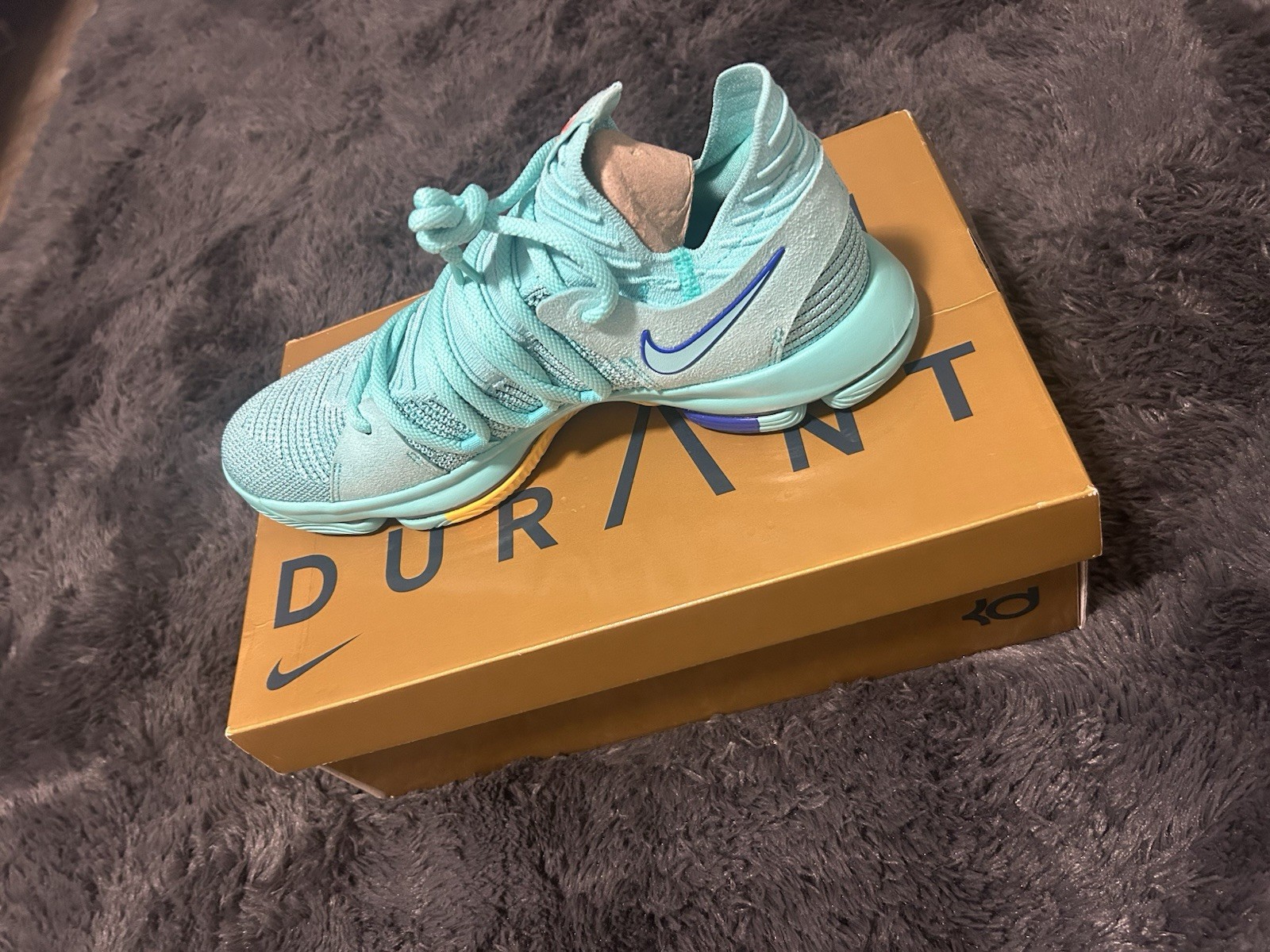 Nike KD10 Basketball Shoes in Hyper Turq Racer Blue with Zoom Cushioning