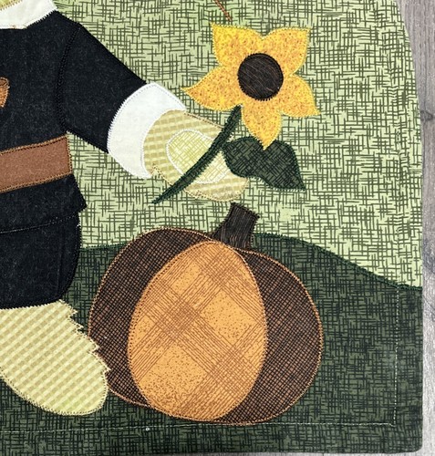 4 Thanksgiving Pilgrim Placemats 17x13 Quilted Look Embroidered Outlines Pumpkin - Picture 4 of 8