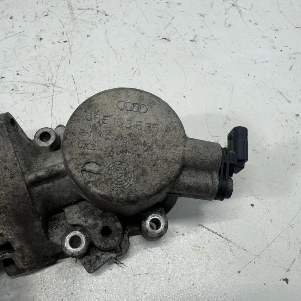 OEM 2012-2015 AUDI A6 QUATTRO C7 MOTOR DE GASOLINA 3,0 L CARCASA BOMBA DE COMBUSTIBLE DE ALTA PRESIÓN Foto 3 de 4