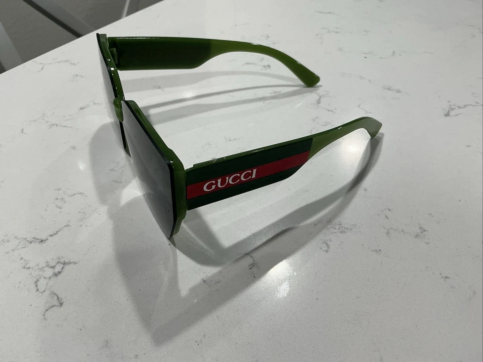 Gafas de sol BUMBLE BEE verde moda rojo verde rayas laterales Foto 4 de 4