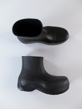  NO CUSTOMS TAX BOTTEGA VENETA Puddle matte brown rubber rain boots Size 8 / 41