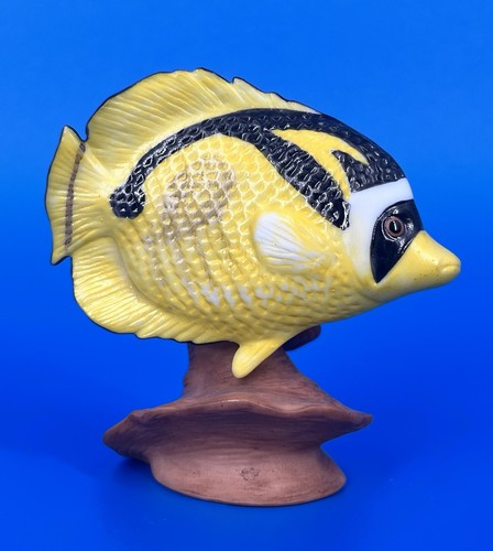 Franklin Mint Jeweled Ocean Tropical Fish Porcelain Raccoon Butterfly Fish - Picture 3 of 5