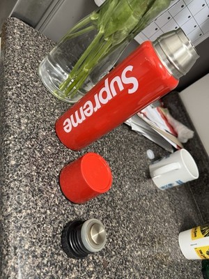 Supreme SIGG Vacuum Insulated 0.75L Bottle FW20 RED; Used | eBay