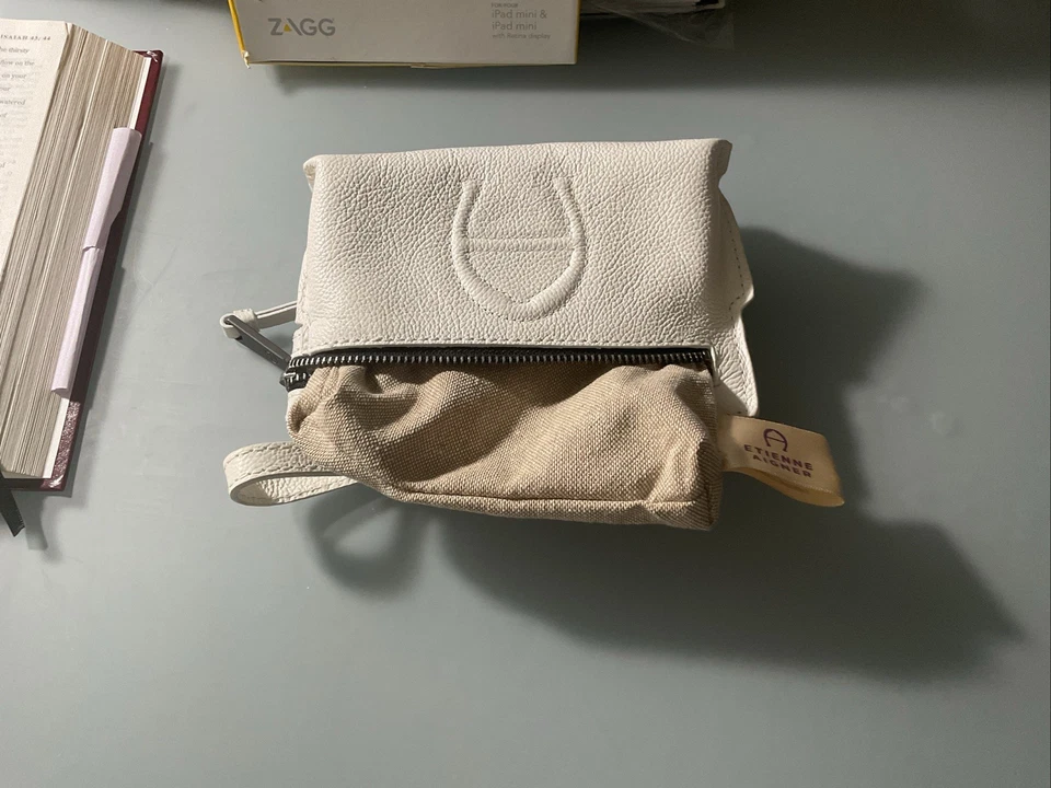 Bolso de cuero blanco Etienne Aigner nuevo sin etiquetas en excelente estado Foto 4 de 4