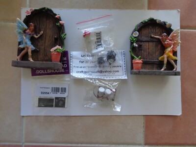 Zwei Feentüren, Zaubergarten oder Puppenstuben-Extras, Puppenzeitungen