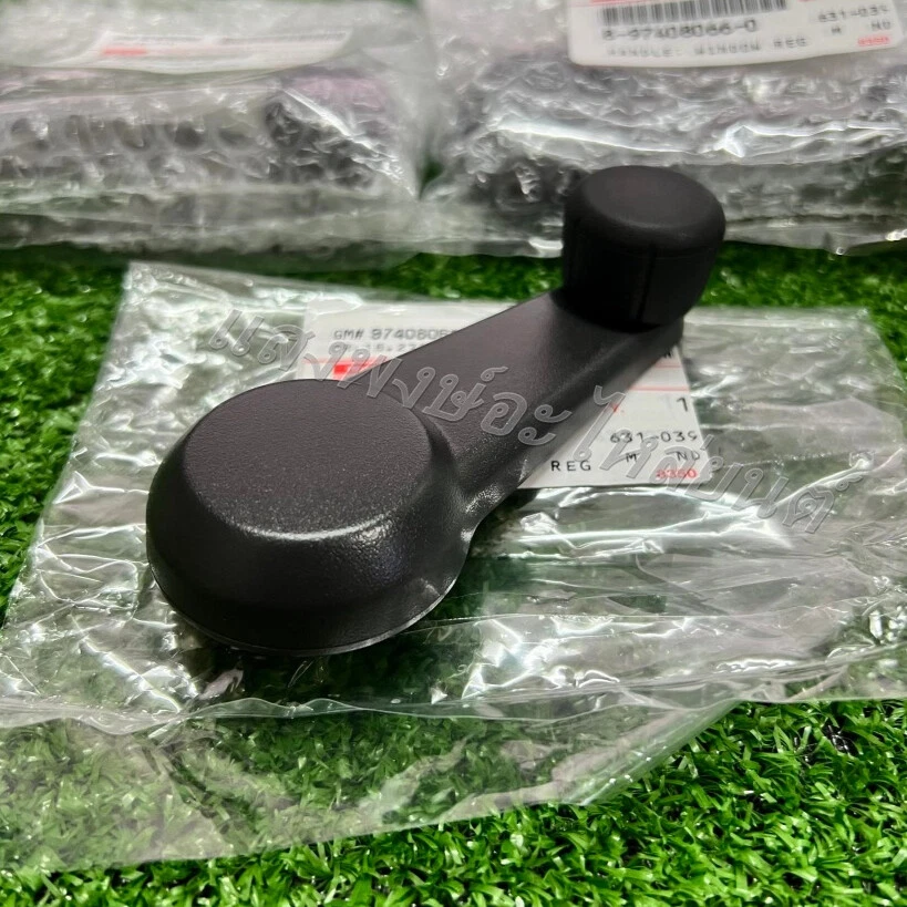 Manija de manivela de ventana de puerta OEM negra para Isuzu D-Max 2003-2011 8-97408066-0 Foto 3 de 3