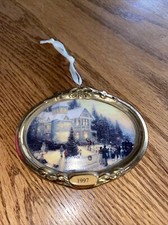 Hallmark Keepsake Thomas Kinkade Painter of Light Victorian Christmas Ornament