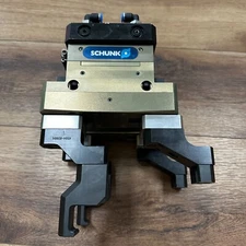 2) SCHUNK PGN+P 125-1 318568 Universal Gripper & Keyence LRX Series Laser Sensor