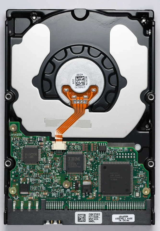 Hitachi Deskstar 80GB IDE Desktop Hard Drive Model IC35L090AVV207-0  P/N IC35L09 - Image 2 of 2