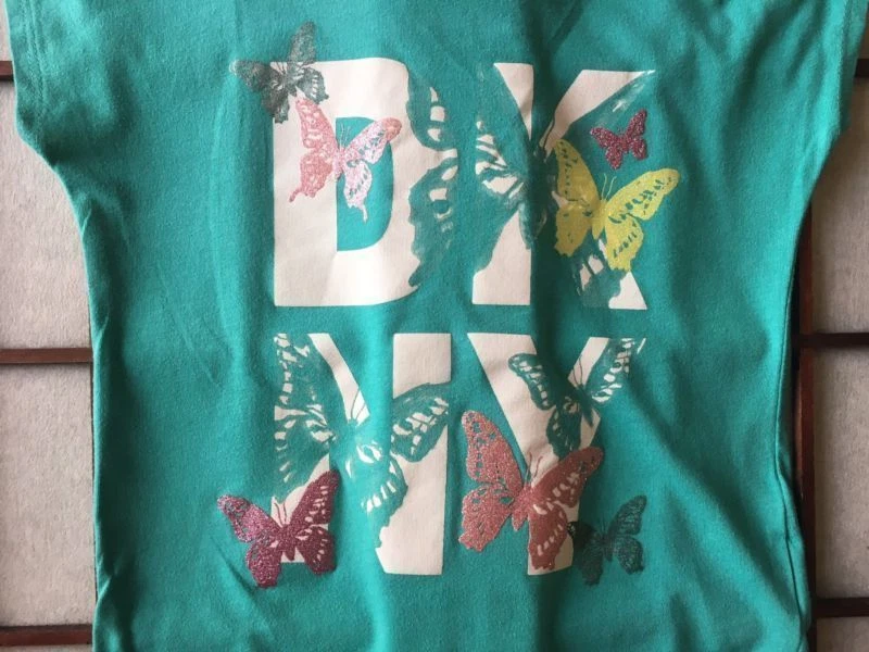 DKNY Blue with Butterflies Short Sleeve Shirt Girls Size 6 Cotton Blend Garment - Image 2 of 4