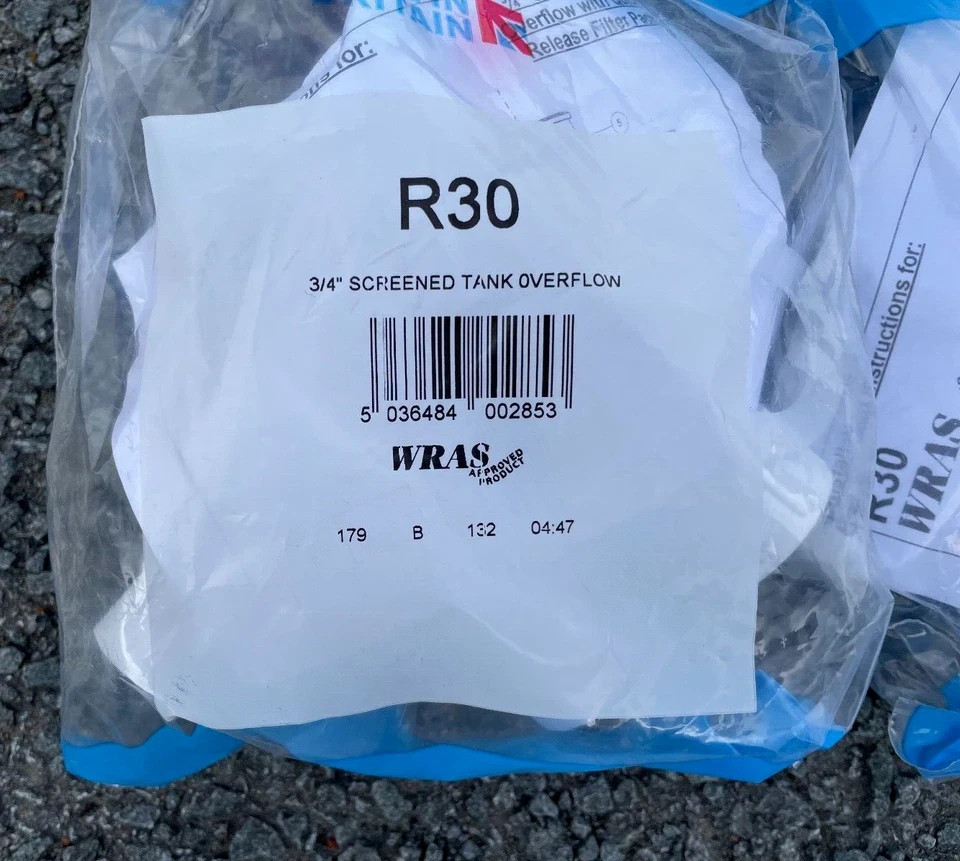 Mcalpine R30 ¾" Complete Screened Tank Overflow Connector - Image 3
