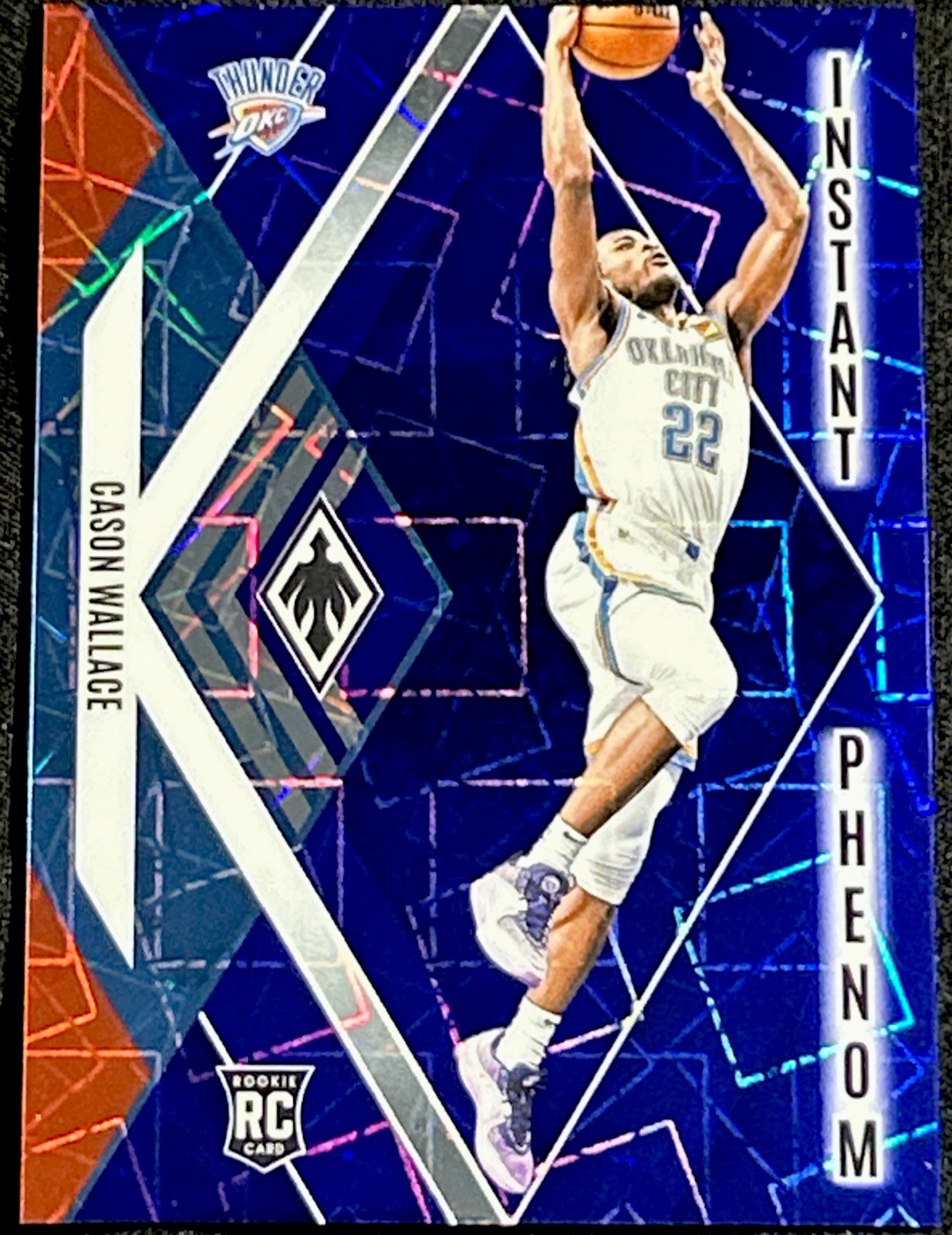 2023-24 Panini Phoenix - Cason Wallace #7 Instant Phenom Blue Lazer /275 (RC)