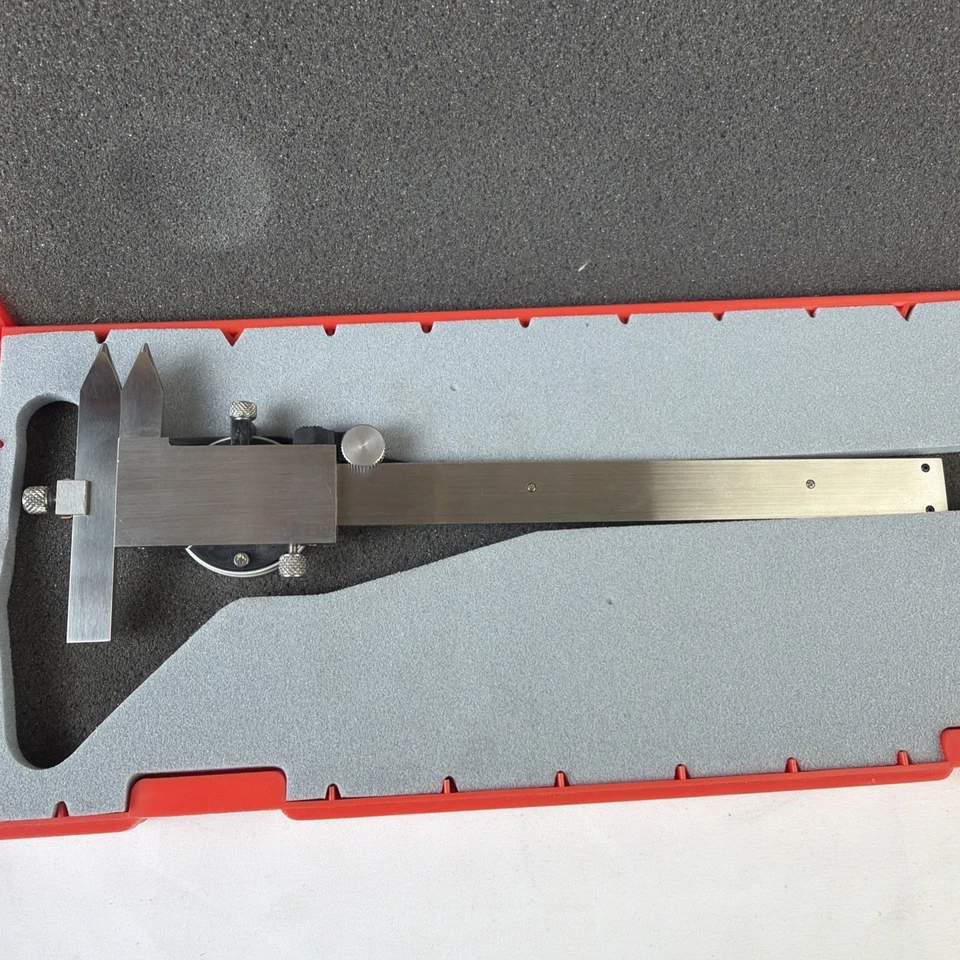 Mitutoyo Centerline Dial Caliper Precision Measuring Tool with Case - Image 4 of 4