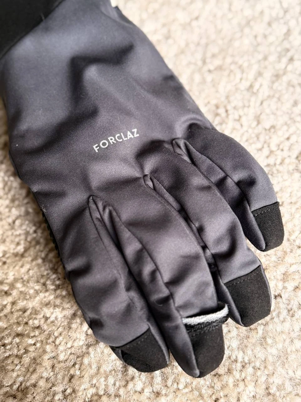 Forclaz MT900 by Decathlon - Men's insulated windproof trekking gloves
Opens in a new window or tab