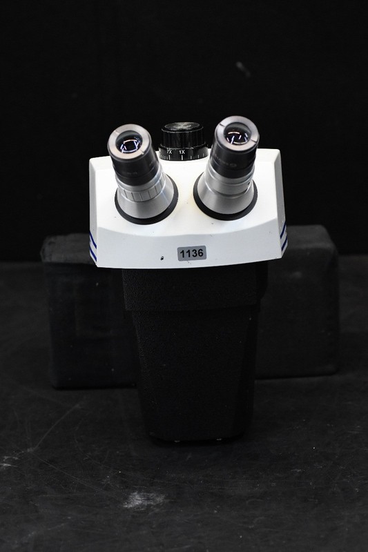 Bausch & Lomb Stereo Zoom Microscope (Eye: 10x WF / Zoom: 1x - 7x)
