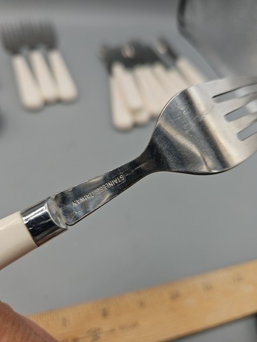 20 Lot Corelle ENGLISH BREAKFAST Corning Ware Silverware 4 Fork 8 Spoon Knife - Picture 10 of 10