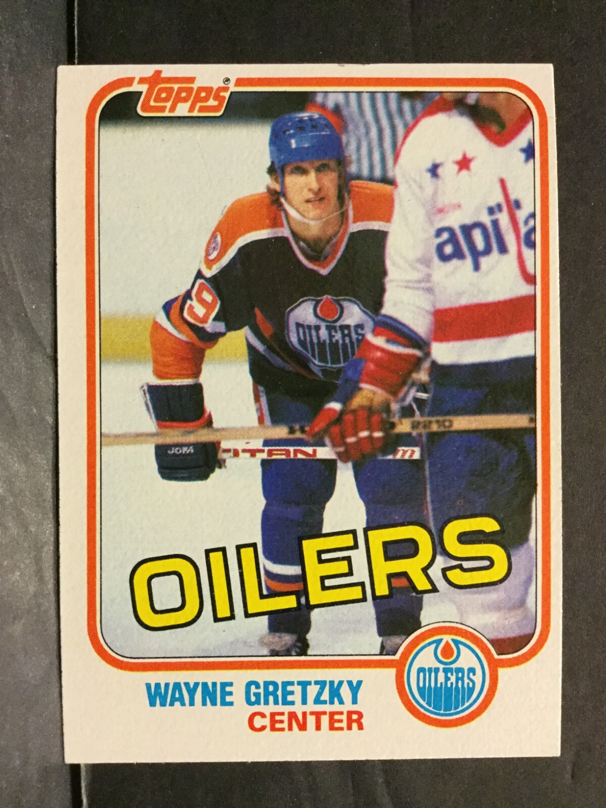 1981-82 Topps Hockey #16 Wayne Gretzky Edmonton Oilers Card EXMT Sku164DI