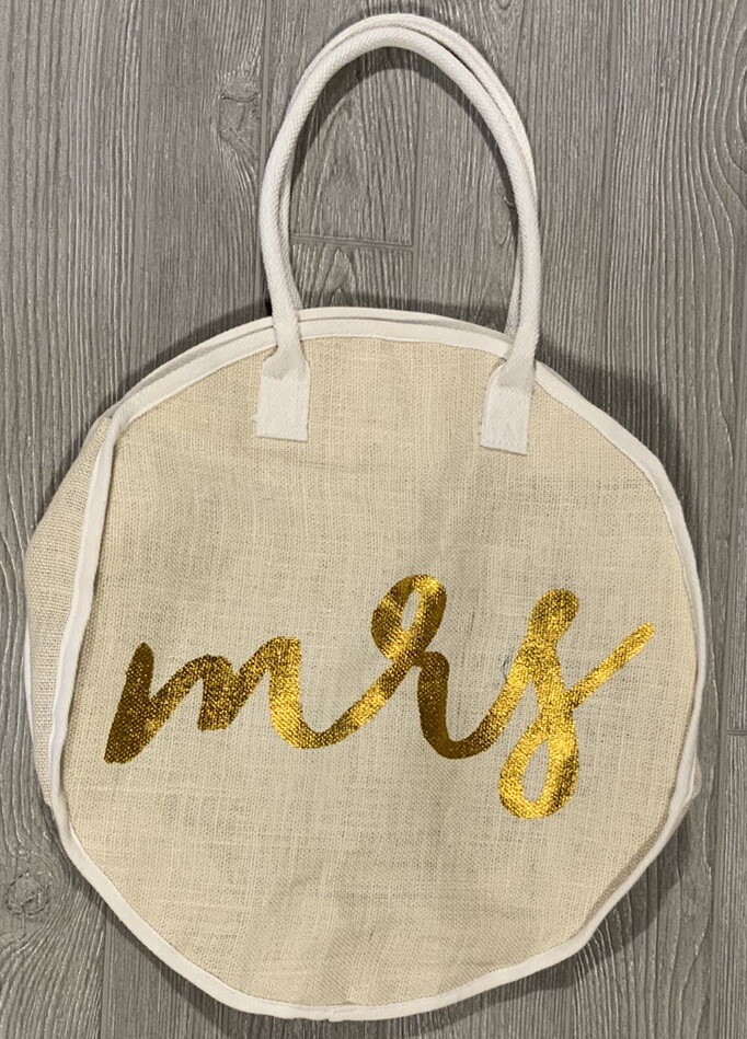 Mud Pie Round “Mrs” Jute Tote Bag Wedding Bride #1850M