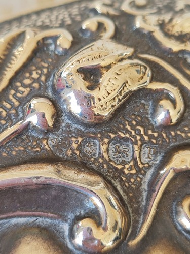 Large Antique Art Nouveau Sterling Silver Brush - Green Man & Birds - Picture 17 of 24