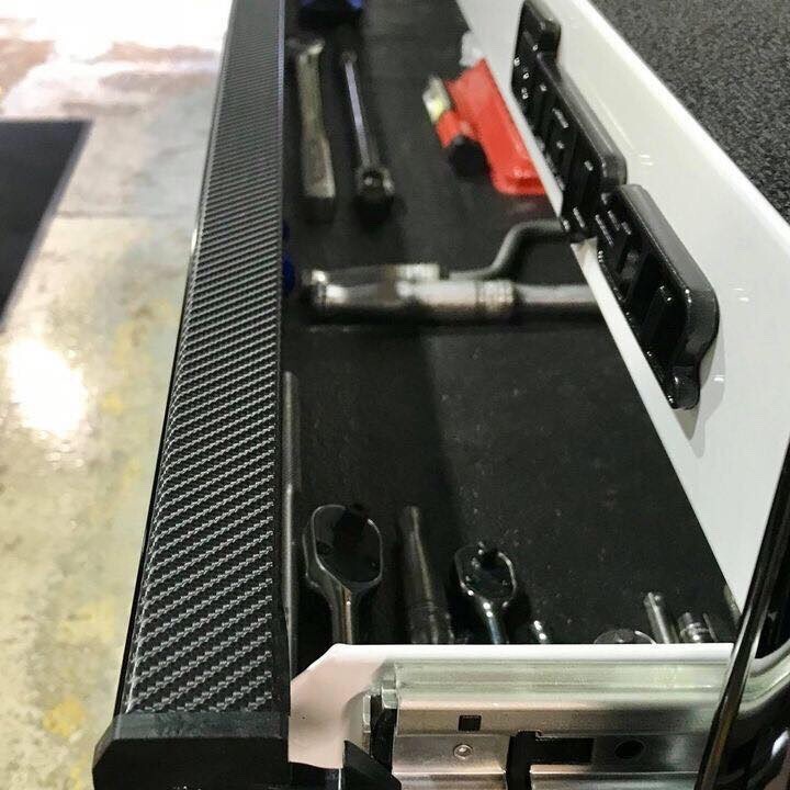 Picture 3 of 11