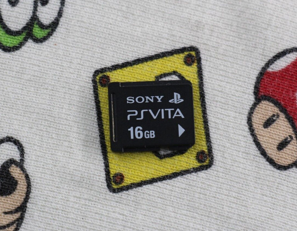 SONY PLAYSTATION VITA PSVITA MEMORY CARD 16GB ORIGINAL OFICIAL FUNCIONANDO