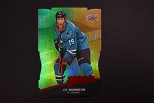 2017-18 UD MVP Hockey Colors and Contours Level 1 Gold Die-Cut Joe Thornton #15
