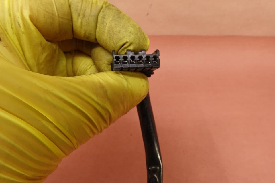 01-06 CARCASAS INTERMITENTES DELANTERAS Harley Davidson Electra Glide FLHTCUI Foto 4 de 4