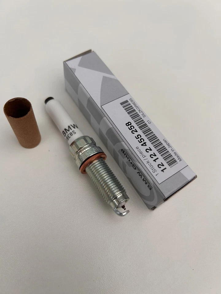 x 3 Genuine BMW Spark Plugs 1 2 3 4 5 6 7 8 Series X1 X3 X4 X5 - 12122455258 - Image 4 of 4