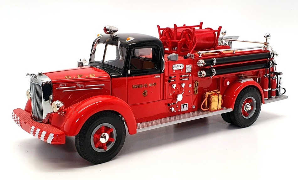 First Gear 1/34 - Mack L Model Pumper - Smokey Bear - 18-3247
