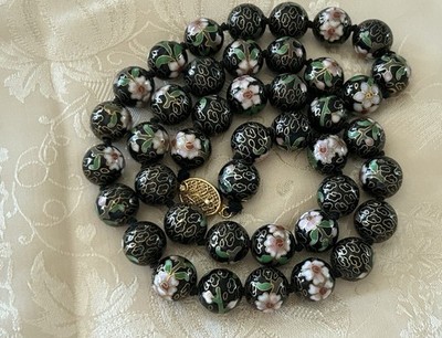 Vintage Chinese Export Cloisonné Beaded Necklace Black Floral Enamel 23 1/4 