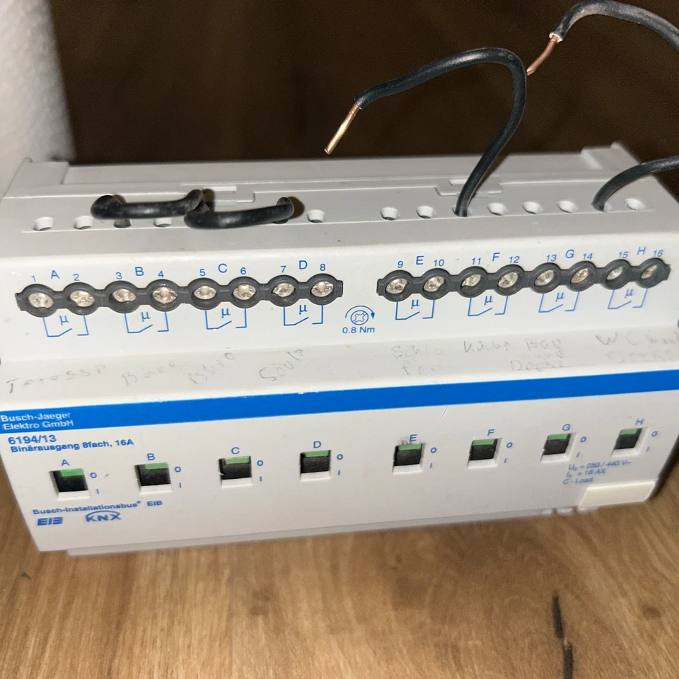 Busch-Jaeger 6194/13, EIB KNX Binärausgang 8-fach 230V, 16A, mit Handbetätigung - Bild 2 von 3