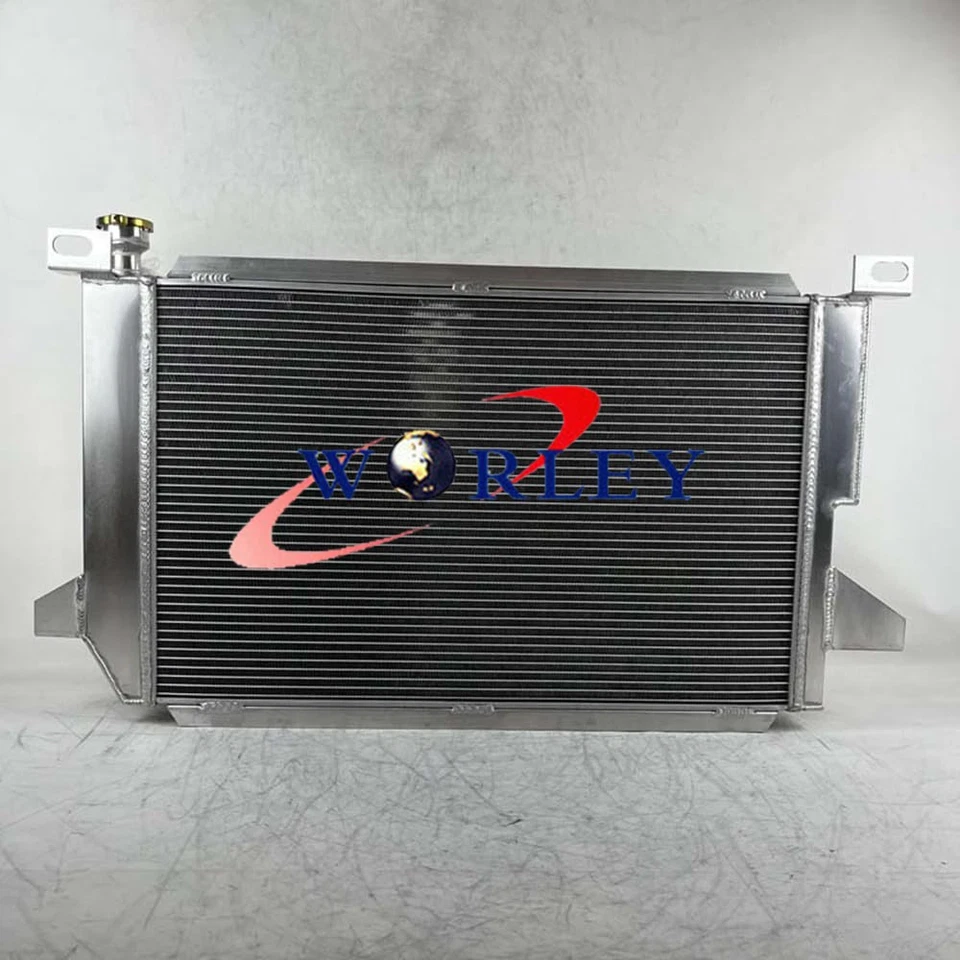 Radiador de aluminio de 3 filas para motor Ford F-100 F-150 F-250 F-350 1985-1996 4,9 L L L6 Foto 4 de 4