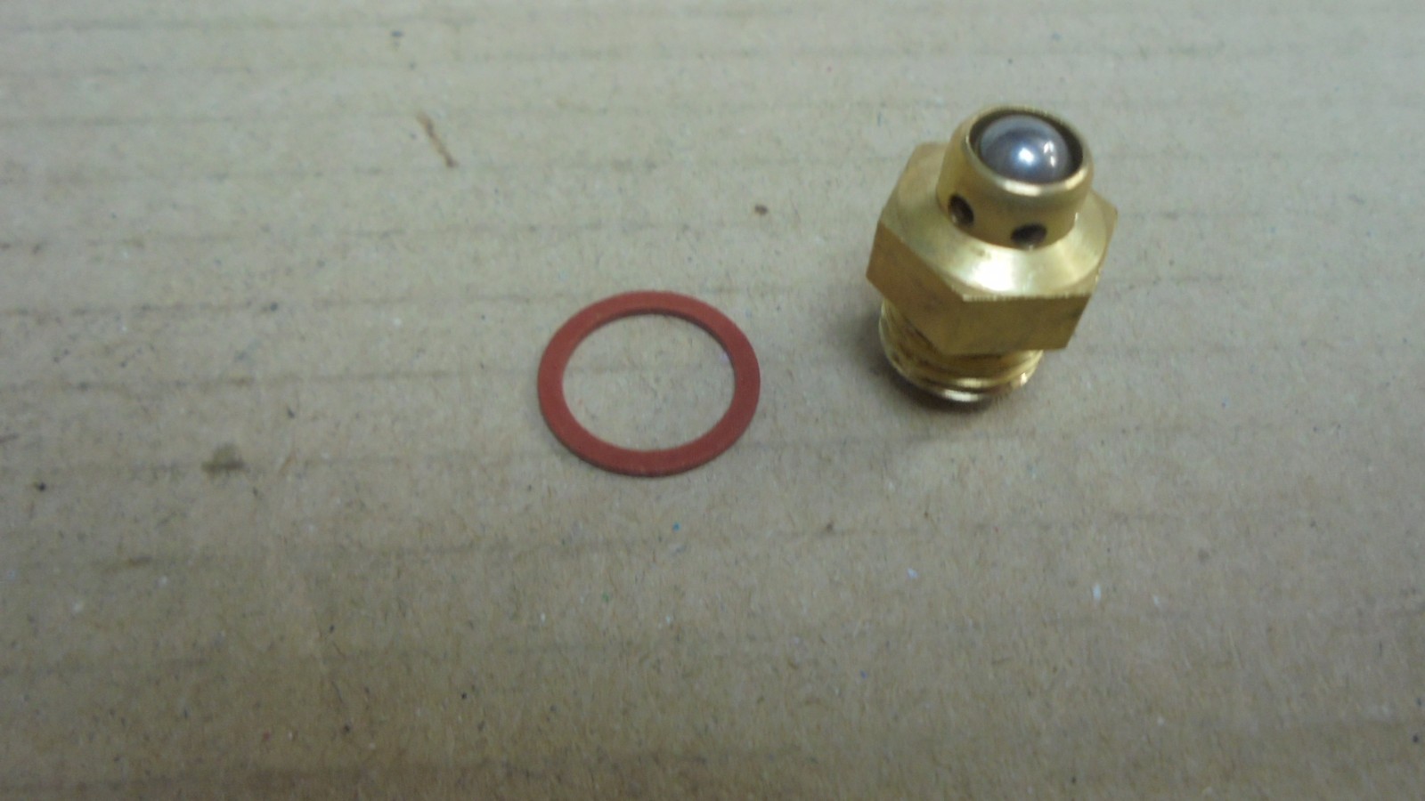 Triumph STAG Stromberg carb CD175**NEEDLE VALVE**GROSE with washer