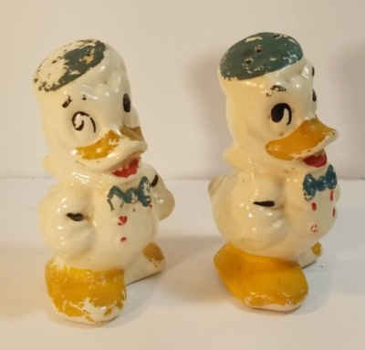 Vintage 1940's Walt Disney Ceramic Donald Duck Open Beak Salt
