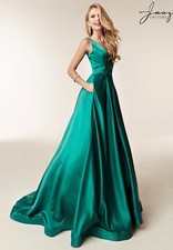 Jasz Couture 6232 Women's Dress Size 12 Ivory Prom Dress - New Tags Attached