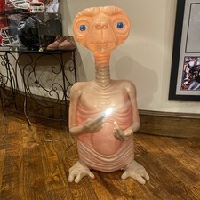 VTG 1982 Hasbro E.T. Toy Box Laundry Hamper Life Size custom finger light up