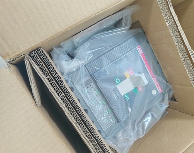 ABB Air circuit breaker ACB T5L400 PR222DS/P-LSIG R320 FF 3P 1SDA054370R1